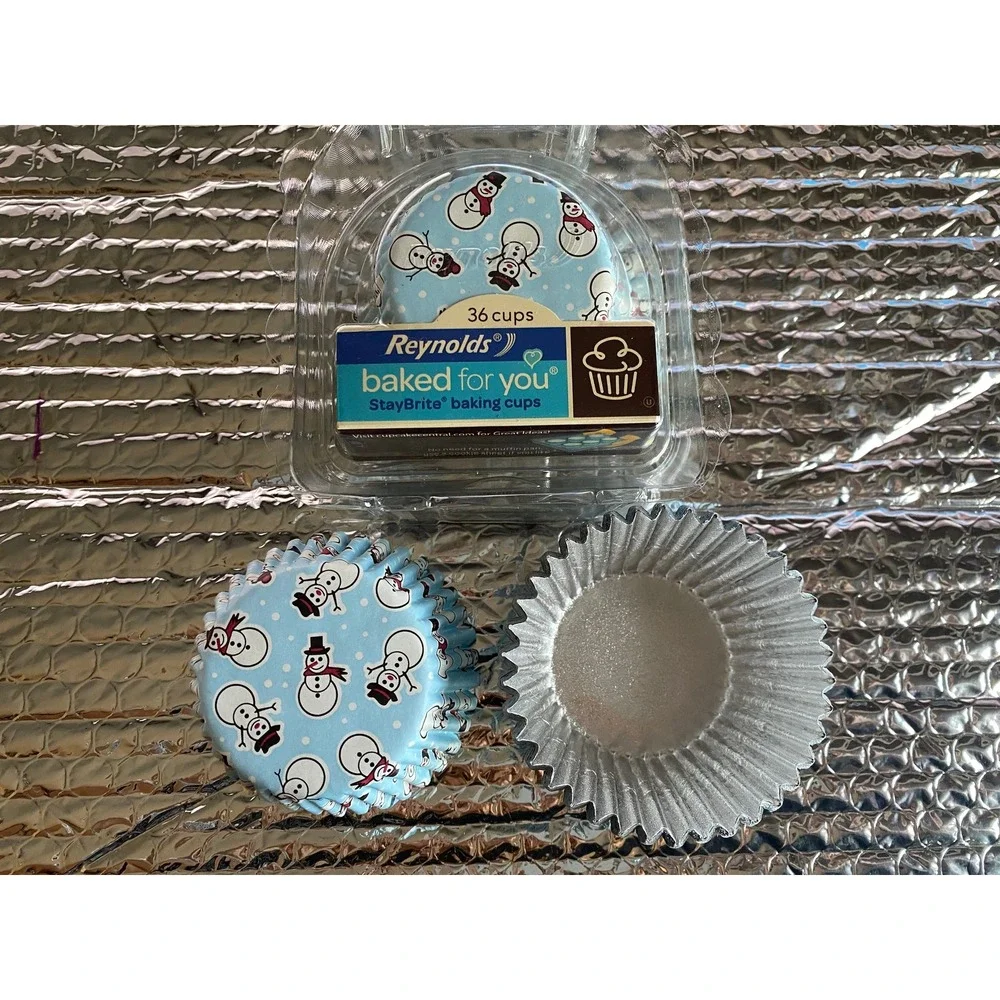 Reynolds StayBrite Baking Cups Christmas Snowman Blue Foil Liners 36ct Standard